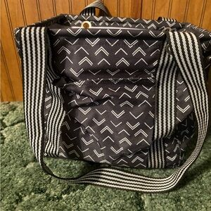 THIRTY-ONE Gifts medium Deluxe Utility Tote Bag